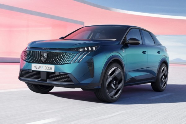 Новый Peugeot 3008 раскрыт до премьеры Новый Peugeot 3008 раскрыт до премьеры