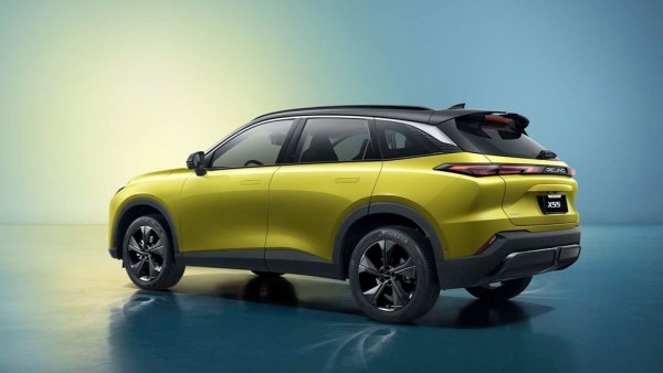 В России начали продавать новый китайский кроссовер российской сборки