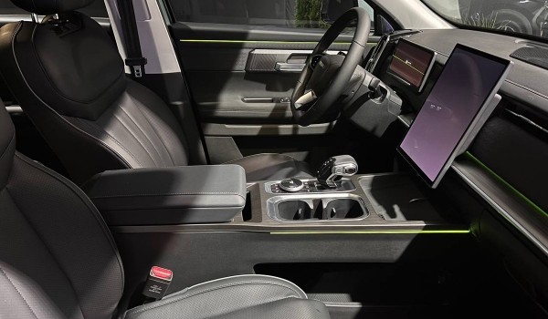 Кроссовер Jaecoo J7 представлен в России: впечатления и цены Кроссовер Jaecoo J7 представлен в России: впечатления и цены