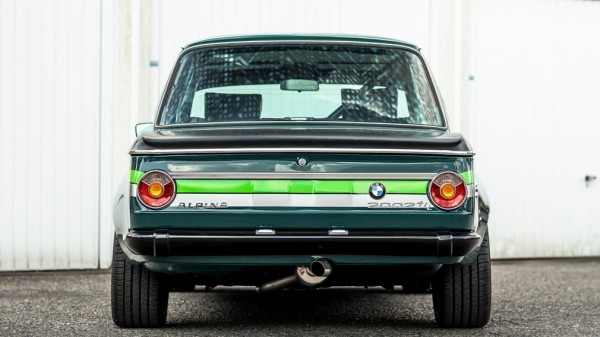 В Manhart обновили винтажный BMW, уже доработанный Alpina В Manhart обновили винтажный BMW, уже доработанный Alpina