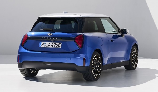 Представлен новый Mini Cooper совместной разработки Представлен новый Mini Cooper совместной разработки