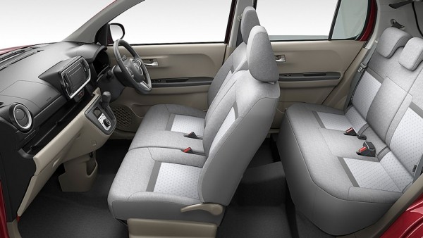 В РФ могут привезти недорогой японский хэтчбек Toyota Passo