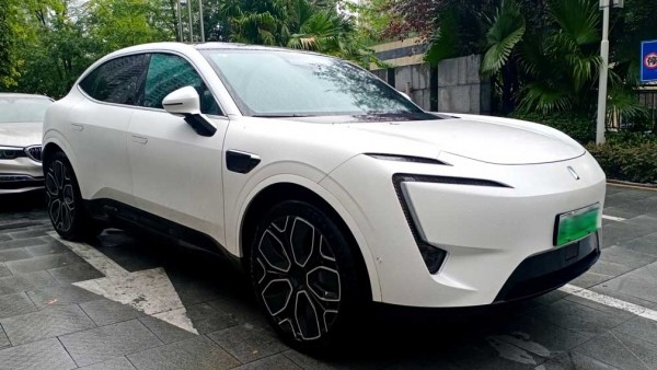 Рассказываем о двух новинках Avatr, которые могут скоро появиться в России Рассказываем о двух новинках Avatr, которые могут скоро появиться в России