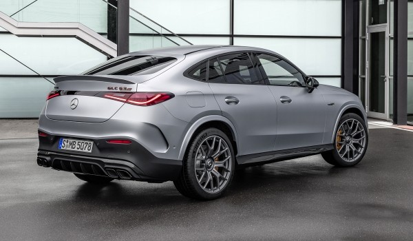 Мощные кроссоверы Mercedes-AMG GLC: теперь Coupe