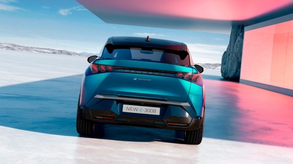 Рассекречен внешний вид нового электрокроссовера Peugeot E-3008 Рассекречен внешний вид нового электрокроссовера Peugeot E-3008