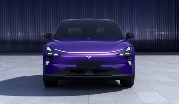 Geely и Baidu начали производство модели Jiyue 01