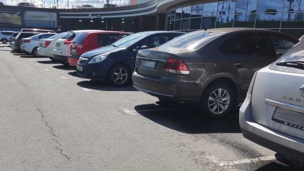 Названы три автомобиля за 900 тысяч рублей, которые стоит рассмотреть к покупке Названы три автомобиля за 900 тысяч рублей, которые стоит рассмотреть к покупке