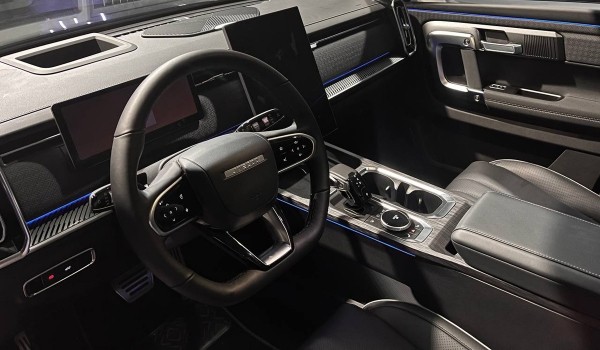 Кроссовер Jaecoo J7 представлен в России: впечатления и цены Кроссовер Jaecoo J7 представлен в России: впечатления и цены