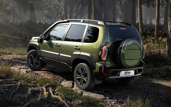 АвтоВАЗ поднял цены на дорогую модификацию Lada Niva Bronto в сентябре 2023 года