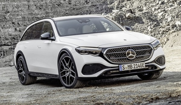 Mercedes на выставке IAA: внедорожный E-класс и два анонса Mercedes на выставке IAA: внедорожный E-класс и два анонса