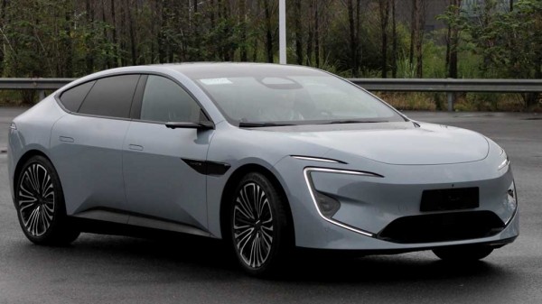 Рассказываем о двух новинках Avatr, которые могут скоро появиться в России Рассказываем о двух новинках Avatr, которые могут скоро появиться в России