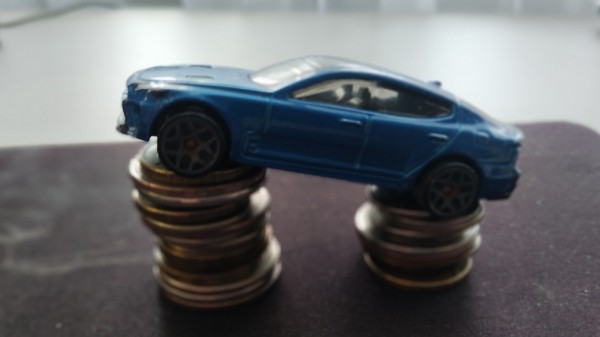 Стало известно, сколько было продано автомобильной техники в России за 8 месяцев