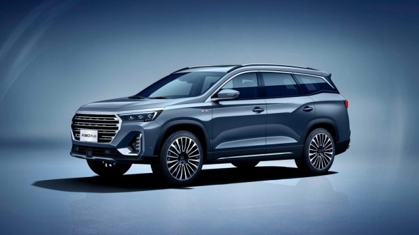 Кроссовер Jetour X90 получил новую версию в России Кроссовер Jetour X90 получил новую версию в России