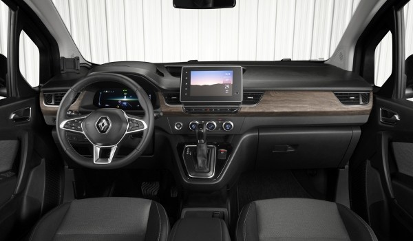 Renault Grand Kangoo стал заменой минивэнам Renault Grand Kangoo стал заменой минивэнам