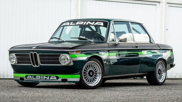 В Manhart обновили винтажный BMW, уже доработанный Alpina В Manhart обновили винтажный BMW, уже доработанный Alpina