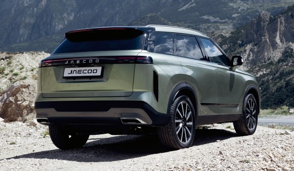Кроссовер Jaecoo J7 представлен в России: впечатления и цены Кроссовер Jaecoo J7 представлен в России: впечатления и цены