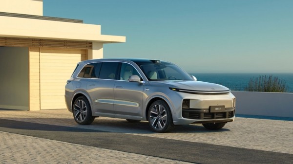 Дилерская сеть «Автодом» объявила в России продажи новых кроссоверов LiXiang L7 и L9 из Китая