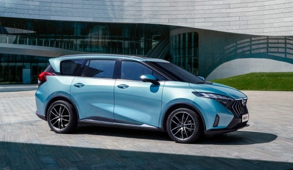 Haima возвращается в Россию с кроссовером и минивэном Haima возвращается в Россию с кроссовером и минивэном