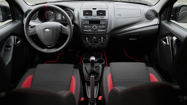 В РФ начали продавать «заряженную» LADA Granta Sport