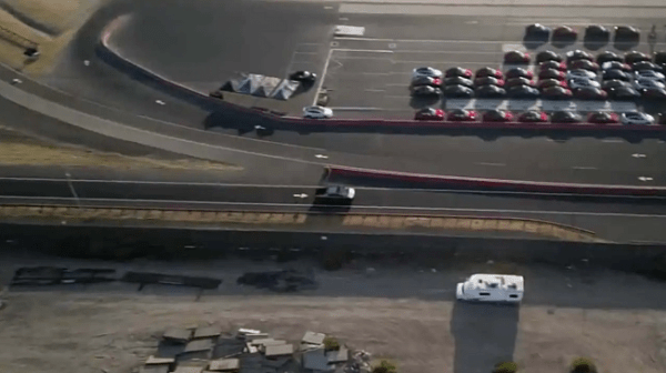 "Это переход на новый уровень" - Илон Маск рассказал о более мощной версии пикапа Tesla Cybertruck 