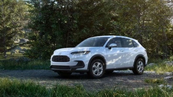 На рынке РФ появился новый кроссовер Honda На рынке РФ появился новый кроссовер Honda