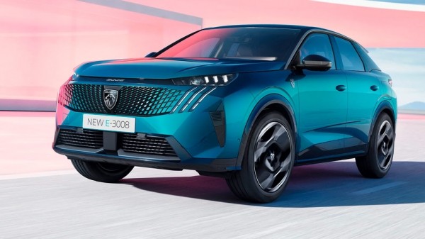 Рассекречен внешний вид нового электрокроссовера Peugeot E-3008 Рассекречен внешний вид нового электрокроссовера Peugeot E-3008