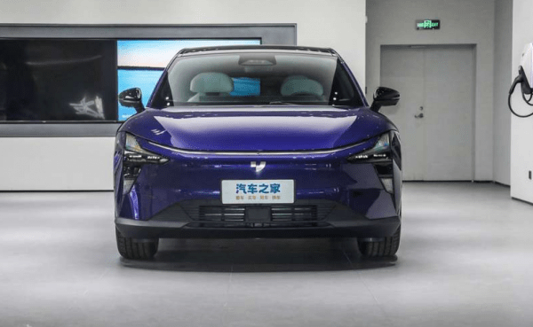 Geely представила свой новый кроссовер Ji Yue 01 Geely представила свой новый кроссовер Ji Yue 01