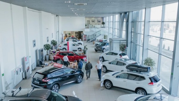 Максим Кадаков: на рынке РФ в сентябре 2023 года образовался дефицит автомашин Максим Кадаков: на рынке РФ в сентябре 2023 года образовался дефицит автомашин