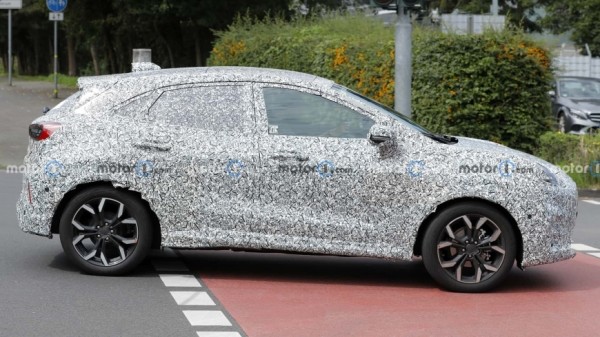 На тестах замечен прототип обновлённого кроссовера Ford Puma 