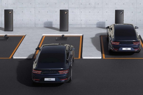 Премиальная Genesis признала убыточность беспроводных зарядкок для электромобилей Премиальная Genesis признала убыточность беспроводных зарядкок для электромобилей