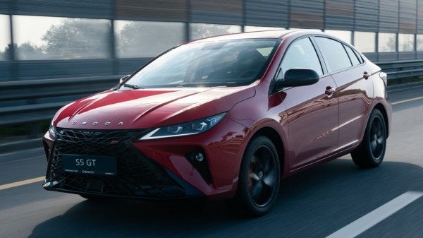 Российский показ спортивного седана Omoda S5 GT запланирован на 7 сентября 2023 года Российский показ спортивного седана Omoda S5 GT запланирован на 7 сентября 2023 года