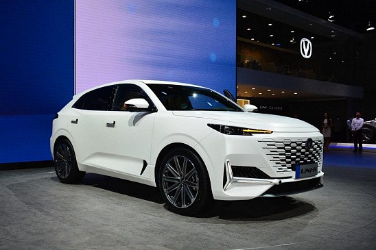 Седан Changan Alsvin подорожал в России на 100 тыс. рублей в базовой комплектации 