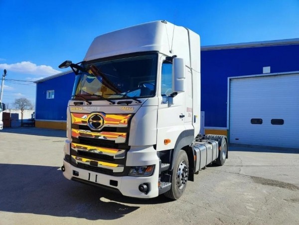 В России у КамАЗа К5 неожиданно появился японский конкурент от Hino В России у КамАЗа К5 неожиданно появился японский конкурент от Hino