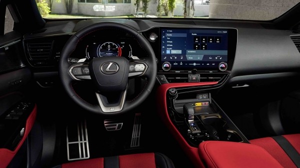 В РФ начали ввозить один из самых надежных кроссоверов в мире В РФ начали ввозить один из самых надежных кроссоверов в мире