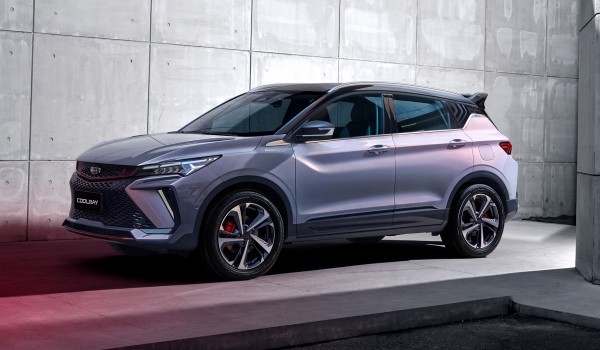 Дайджест дня: большой Hongqi, Porsche с «механикой» и другие события индустрии Дайджест дня: большой Hongqi, Porsche с «механикой» и другие события индустрии