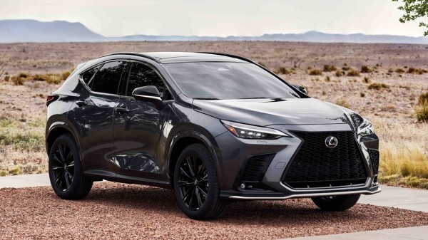 В РФ начали ввозить один из самых надежных кроссоверов в мире В РФ начали ввозить один из самых надежных кроссоверов в мире