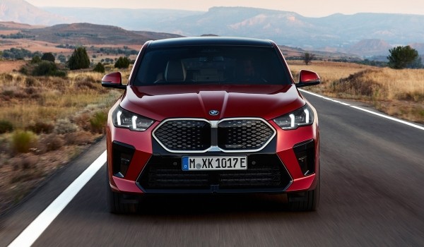 Представлен кроссовер BMW X2 второго поколения Представлен кроссовер BMW X2 второго поколения