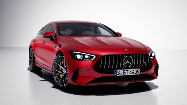 Обновлена самая мощная версия Mercedes-AMG GT Обновлена самая мощная версия Mercedes-AMG GT
