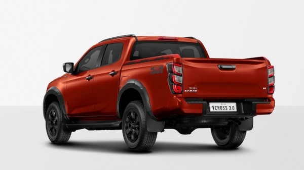 Компания Isuzu обновила рамный пикап D-Max
Компания Isuzu обновила рамный пикап D-Max