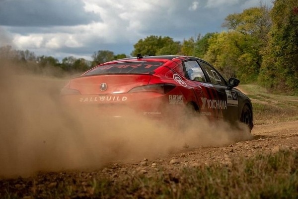 Инженеры Honda превратили Acura Integra в раллийный автомобиль 