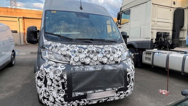 Концерн Stellantis анонсировал новые фургоны и грузовики из семейства Mystery Ram 