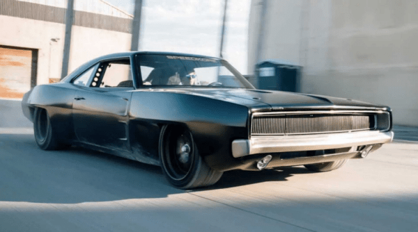 Mopar намекает на возможность превращения классических muscle car в электромобили