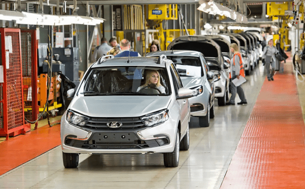 Отечественное автомобильное производство получит существенную бюджетную поддержку Отечественное автомобильное производство получит существенную бюджетную поддержку