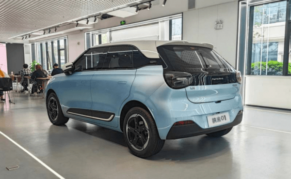 Представили инновационный Dongfeng Nano 01, созданный с учетом потребностей водителей