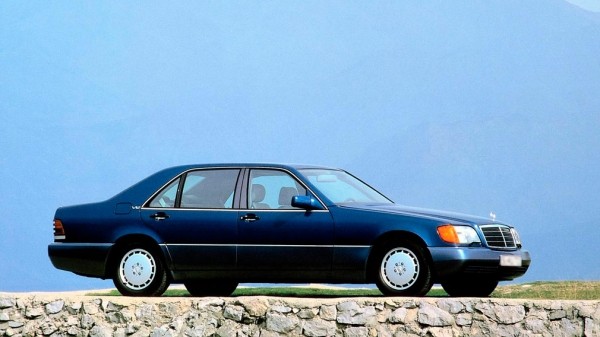 В Москве продают бывший Mercedes-Benz Бориса Березовского за 7 млн рублей В Москве продают бывший Mercedes-Benz Бориса Березовского за 7 млн рублей