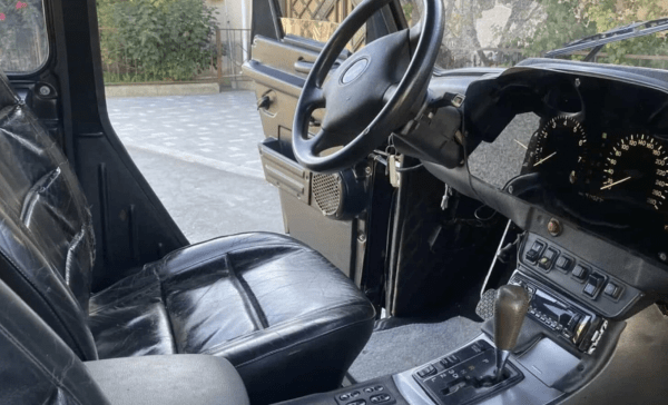 В России на продажу выставлен рамник УАЗ «Хантер» с двигателем V8 за 850 000 рублей