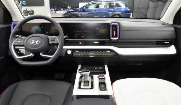 В России начал продаваться новый кроссовер Hyundai с мультяшным названием В России начал продаваться новый кроссовер Hyundai с мультяшным названием