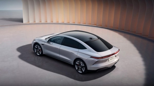 В России стартовали продажи новый лифтбэка Rising F7 из КНР стоимостью в 6 млн рублей В России стартовали продажи новый лифтбэка Rising F7 из КНР стоимостью в 6 млн рублей