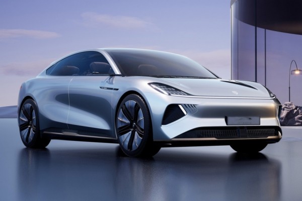 Седан Skyworth Skyhome показан в виде концепта Седан Skyworth Skyhome показан в виде концепта