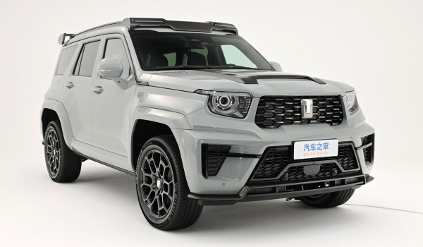 Серийный внедорожник Tank 700: V6 и новая платформа Серийный внедорожник Tank 700: V6 и новая платформа